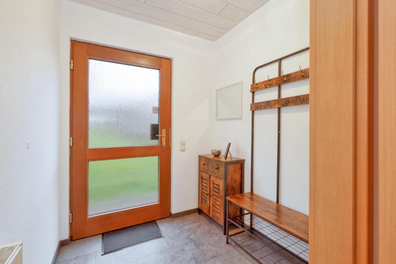 Seepark Kirchheim Ferienhaus Bei Nina Mit Sauna エクステリア 写真