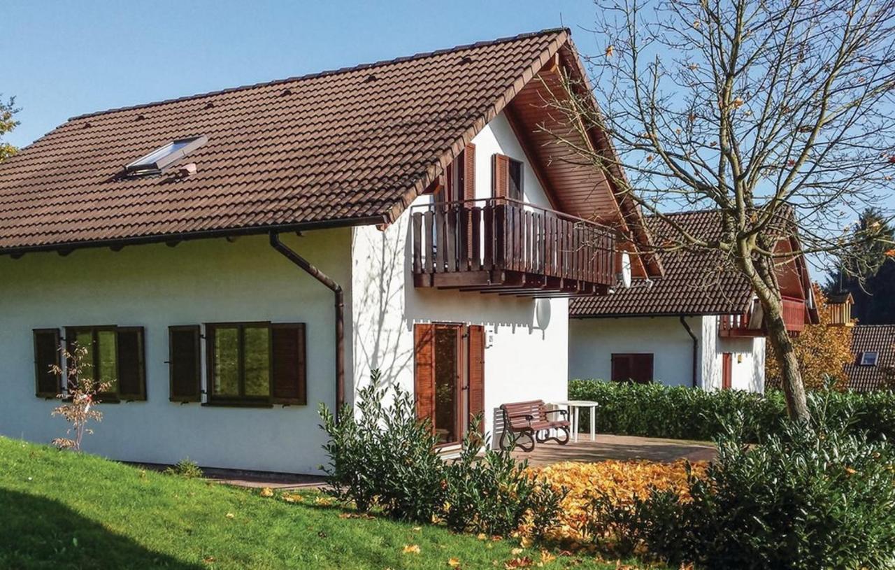 Seepark Kirchheim Ferienhaus Bei Nina Mit Sauna エクステリア 写真
